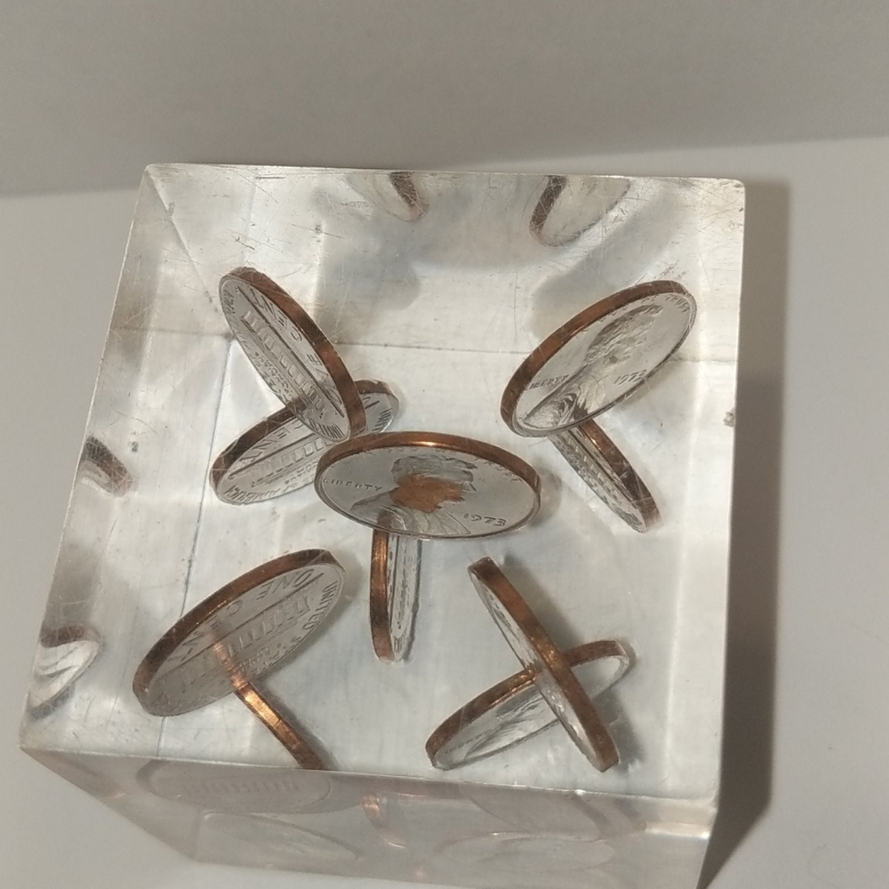Vintage 1973 Penny Paperweight Collectable trinket - Picture 3 of 5